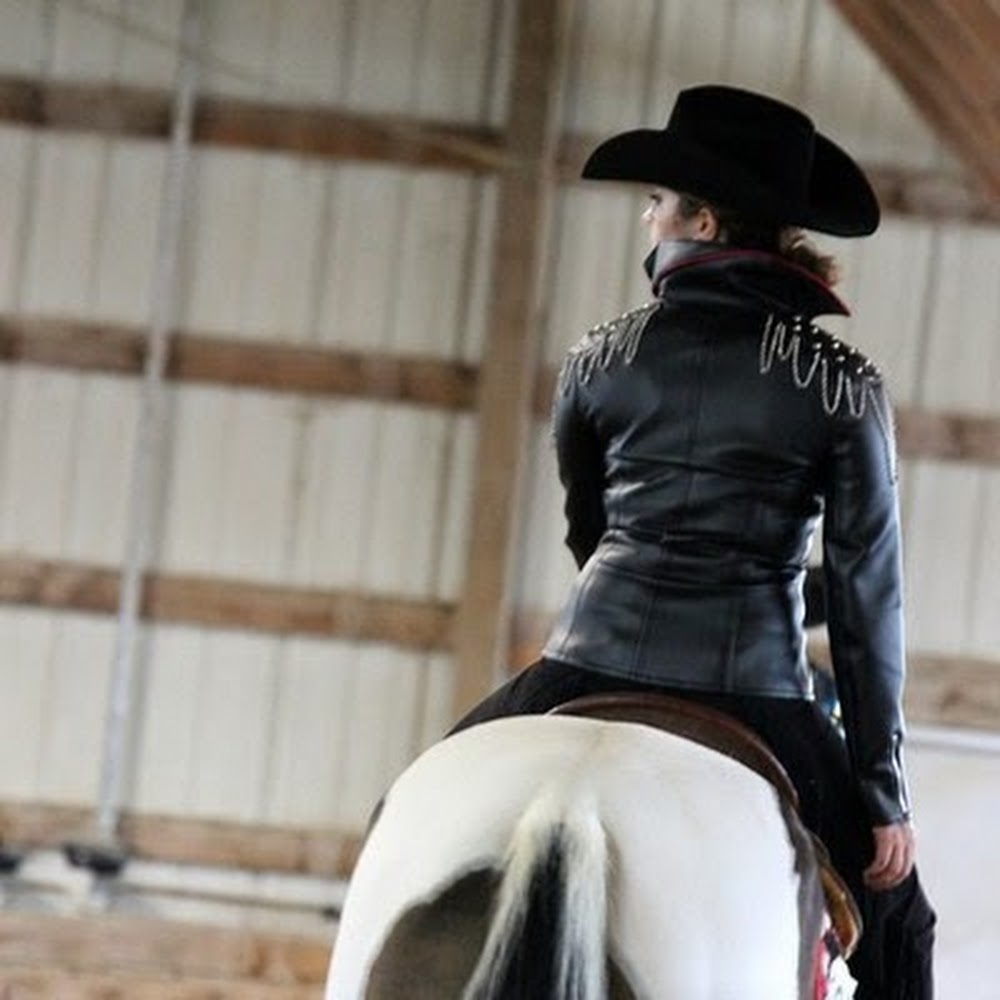 Meet your Posher, Tara